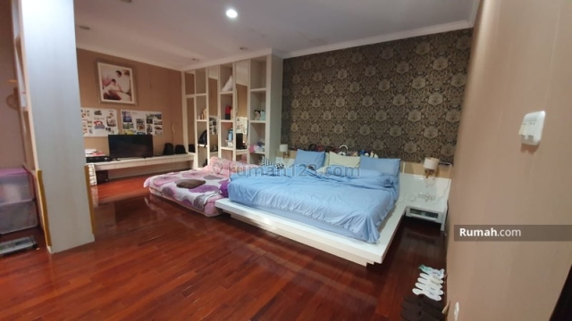 Rumah johar hijau, Pantai Indah Kapuk, Jakarta Utara