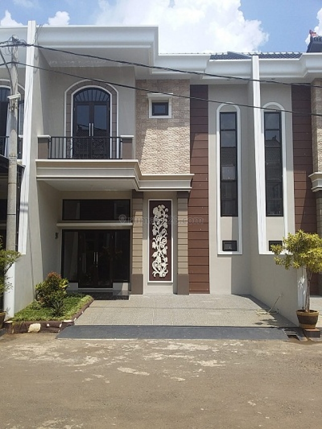 RUMAH CLUSTER 2 LANTAI DI KRANGGAN, JATI SAMPURNA, BEKASI., Jatiraden, Bekasi