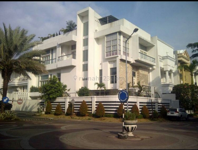 Rumah mewahh, Komplek Elite Kelapa Gading, LT 455 m2, 4lnt, Furnished, Jalan lebarr, harga 16.8 Milyard, Kelapa Gading, Jakarta Utara