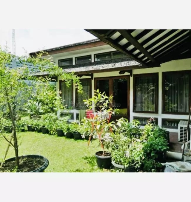 Rumah Terawat di Sayap Riau Bandung - Citarum Cilaki Cihapit Bengawan Progo Cisangkuy Ciliwung Lombok Banda Bahureksa Trunojoyo Dago Tirtayasa Diponegoro Supratman, Riau, Bandung