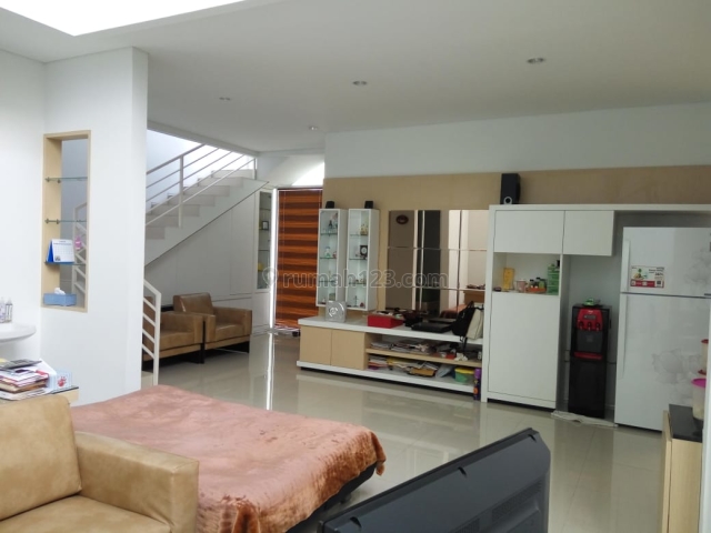 Rumah asri di mainroad pondok hijau bandung, Pondok Hijau, Bandung