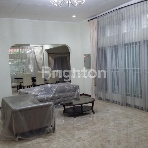 Siap Huni Rumah 5 Kamar Kebayoran Baru, Jakarta Selatan, Kebayoran Baru, Jakarta Selatan