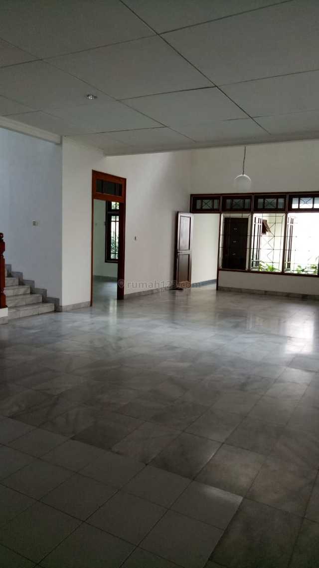 House for rent in Kebayoran Baru area for residencial or office, Kebayoran Baru, Jakarta Selatan