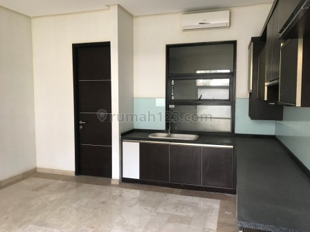 Minimalist and nice house in Cipete, Cipete, Jakarta Selatan