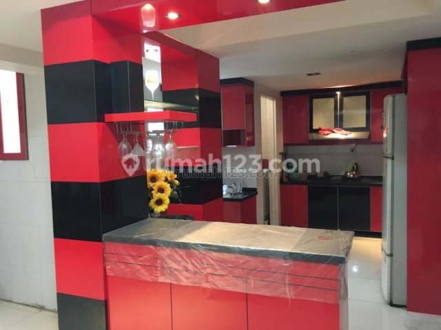 Rumah di PIK, Akasia Golf 8x18, Pantai Indah Kapuk, Jakarta Utara
