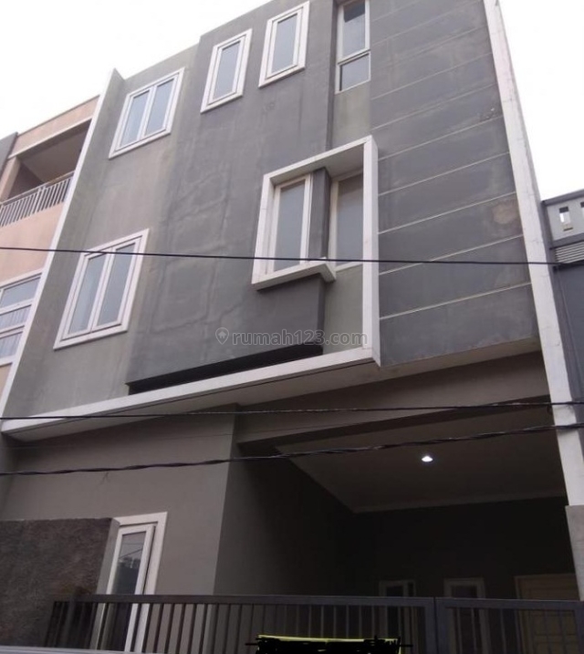 Rumah Muara Karang 7x13,5, Muara Karang, Jakarta Utara