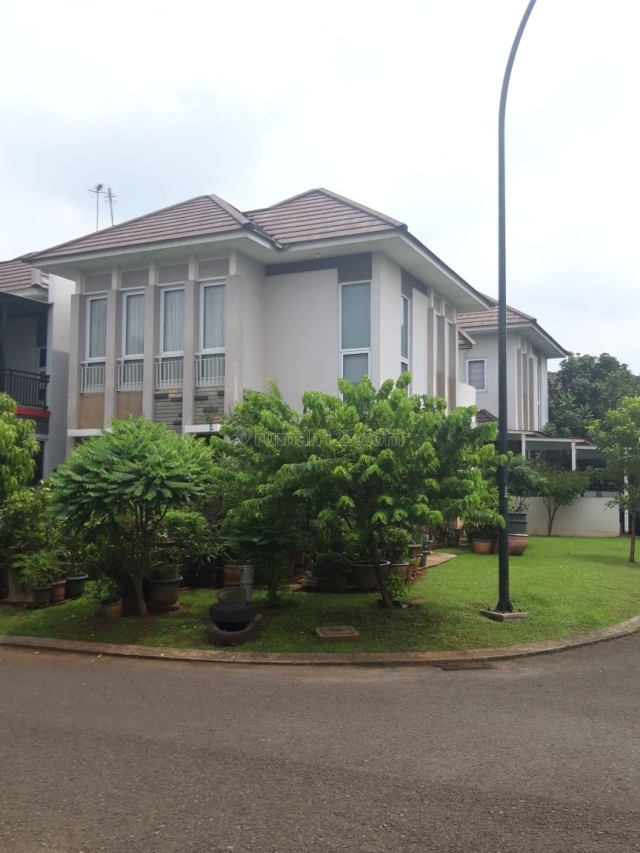 Rumah di Kota Wisata, Rapih, Nego, Cibubur, Jakarta Timur