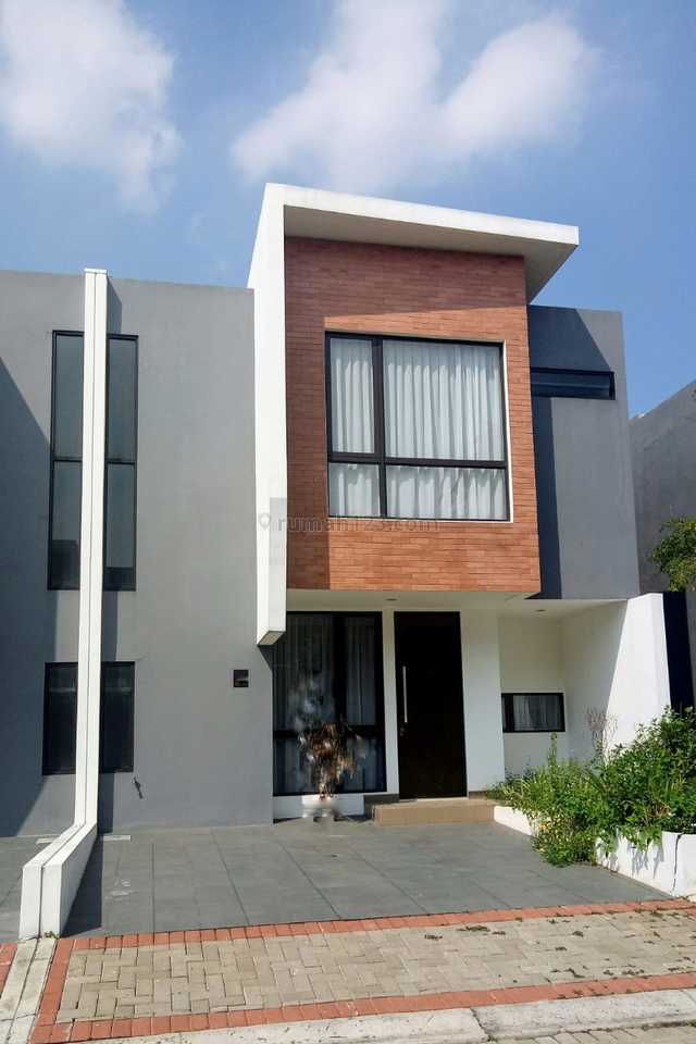 Rumah Minimalis Siap Huni di Kebayoran Residence 2M-an, Bintaro, Tangerang