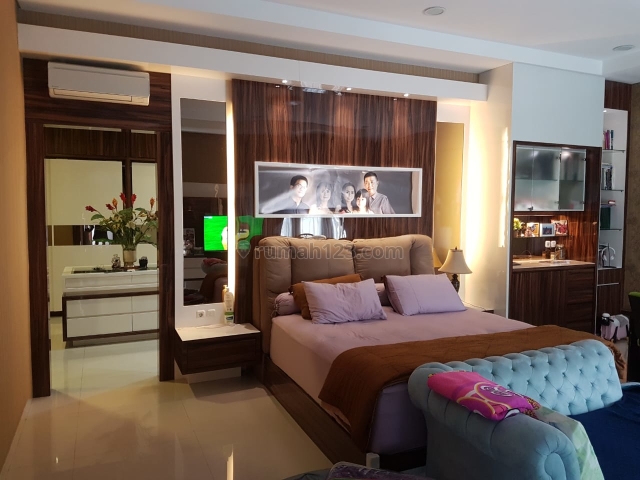 RUMAH MEWAH PLUIT KOMPLEK LANGKA, Pluit, Jakarta Utara