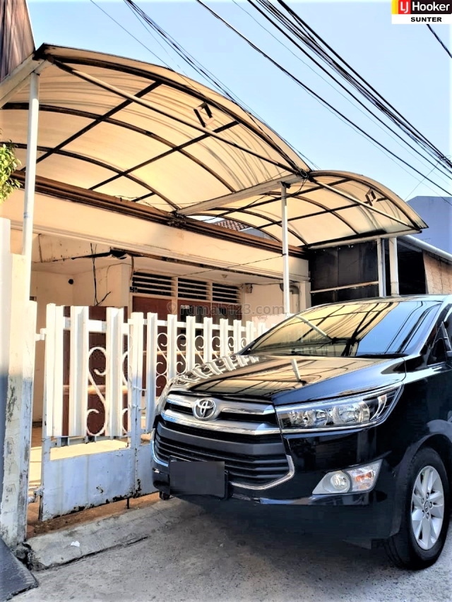 RUMAH TUA HITUNG TANAH DI SUNTER GARDEN LOKASI STRATEGIS DI SUNTER, Sunter, Jakarta Utara