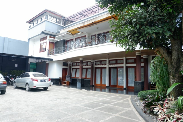 rumah lux murah jl cisitu indah, bandung, Dago, Bandung