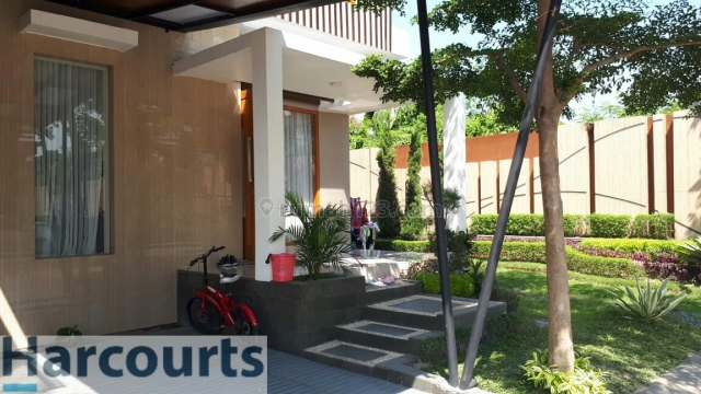 Rumah bangunan baru 2 lantai di Perumahan Cluster Elite ~ Gentan, Gentan, Sukoharjo
