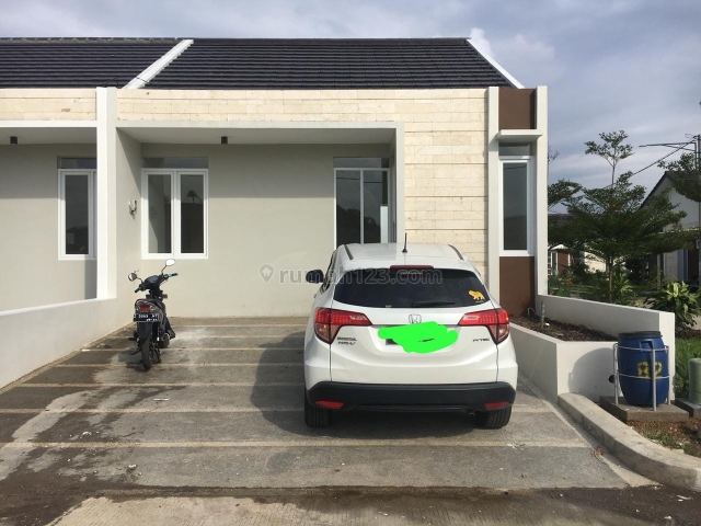 RUMAH SPRINGVILLE FULL RENOV BUKAN TIPE STANDAR, Taman Kopo Indah, Bandung