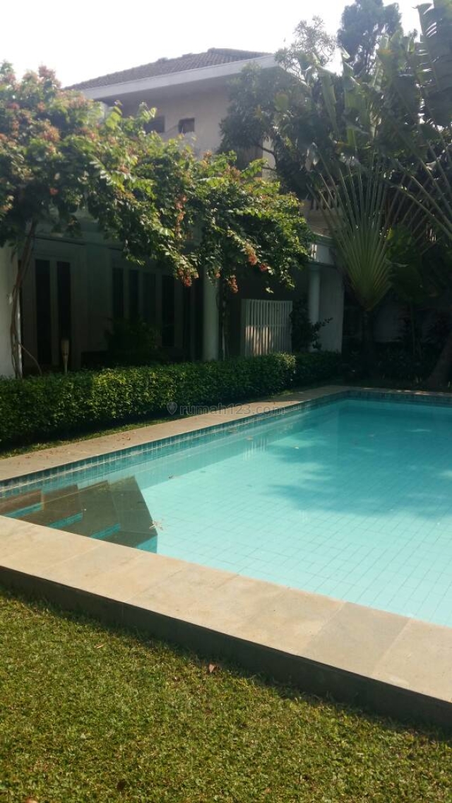 MODERN HOUSE, Kemang, Jakarta Selatan