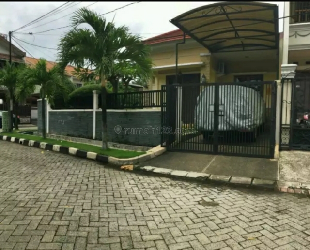 Rumah sangat terawat,letak strategis dan siap huni, Duri Kosambi, Jakarta Barat