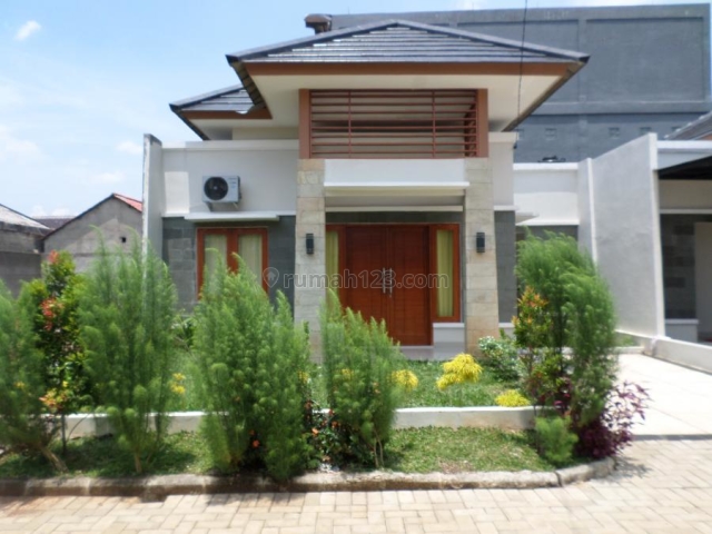 UNIT TERAKHIR 2 Lantai (Type 80/131) Sawangan Depok, Ciracas, Jakarta Timur