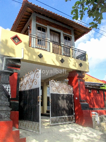Rumah / Modern Balinese house with Big Garden at Jimbaran Badung Bali, Jimbaran, Badung