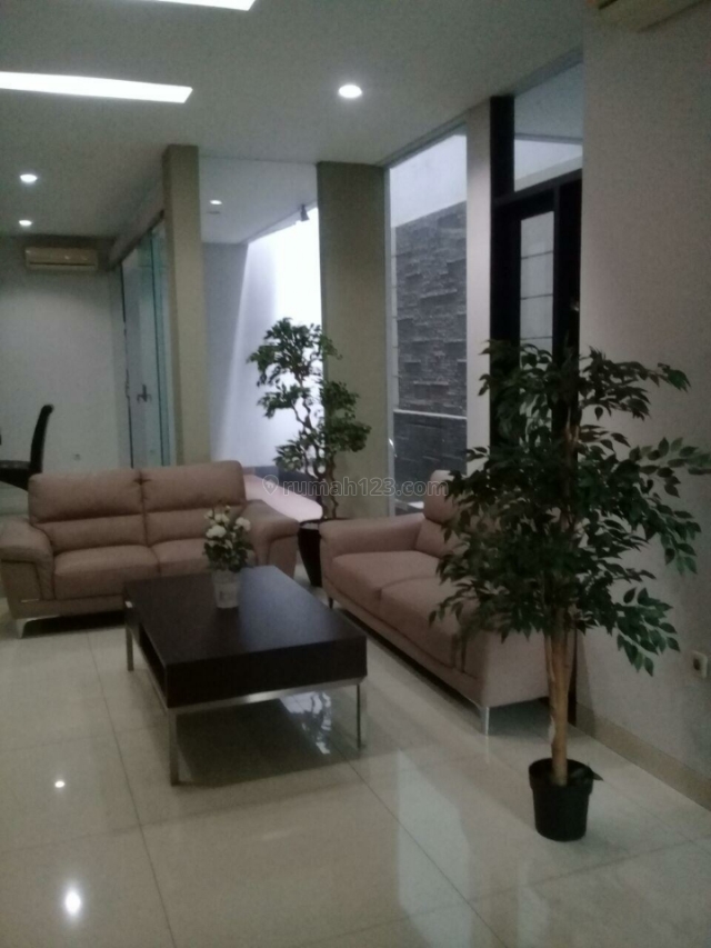 RUMAH MEWAH DI PONDOK INDAH, Pondok Indah, Jakarta Selatan