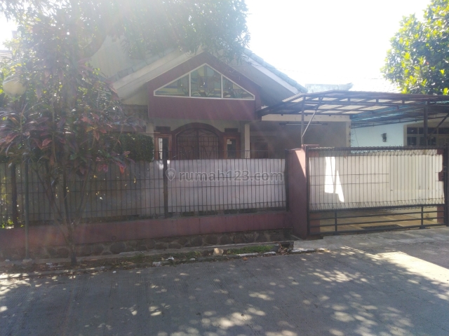 Rumah dikontrakan asri dan terawat di arcamanik endah bandung, Arcamanik, Bandung
