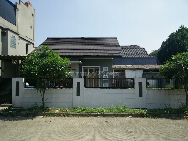 Rumah lahan luas taman holis indah 1, Holis Cigondewah, Bandung