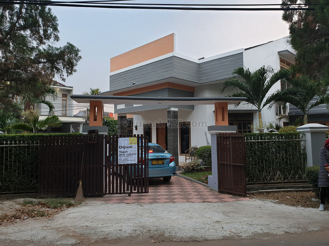 Rumah Asri dan Luas di Komp. Pura Melati Indah 1 (Hook), Jatirahayu, Pondok Melati, Bekasi - Dijual Cepat, Jati Rahayu, Bekasi