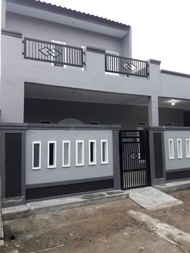 RUMAH MEWAH 2 LANTAI HARGA MURAH DIBEKASI TIMUR REGENCY, Cimuning, Bekasi