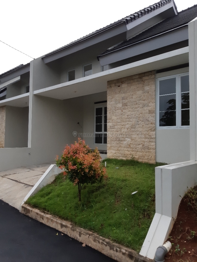Rumah Cantik Strategis Dekat Pintu Tol Cisalak, Cisalak, Depok