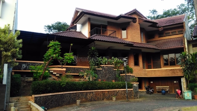 BSD TIRTA GOLF, country style ,dengan suasana yg sangat asri, BSD Bukit Golf, Tangerang