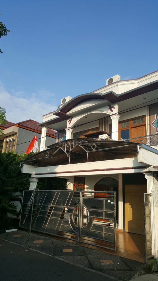 Rumah Luas Siap huni Strategis di Kalibata Jakarta Selatan, Pancoran, Jakarta Selatan