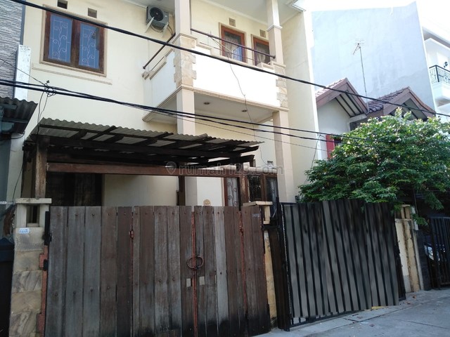 Turun Harga !!! Rumah Siap Huni 8x15, 2 1/2 Lantai, Komplek Walikota, Kelapa Gading, Kelapa Gading, Jakarta Utara