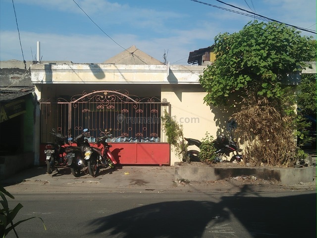 Rumah Nyaman Asri di Jalan Asemrowo, Asemrowo, Surabaya