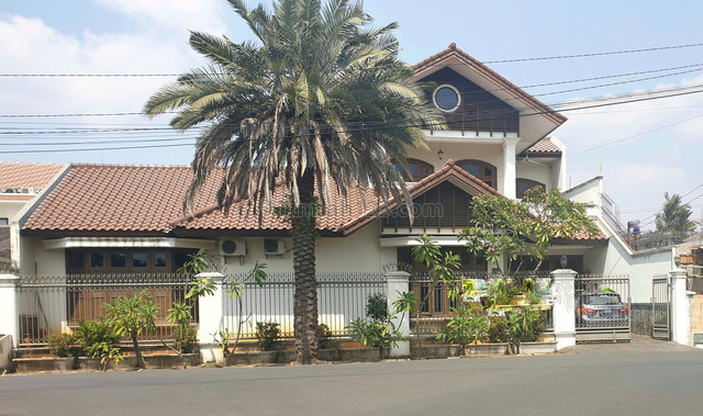 Rumah Siap Huni Baguss Banget Dibawah Harga Pasar Komplek Pertamina Jl.Pemuda Rawamangun, Pulo Asem, Jakarta Timur