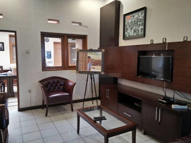 Rumah Harian Penginapan Murah Kota Bandung Bisa 25 Orang, Buah Batu, Bandung