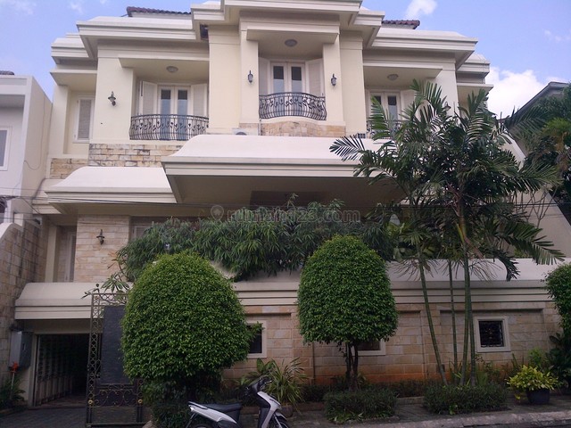Nice And Modern House,very Quiet,prestigious,strategic, Pondok Indah, Jakarta Selatan