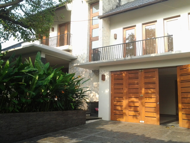 Nice House,comfortable,close To Jis Pondok Indah & Citos, Cilandak, Jakarta Selatan