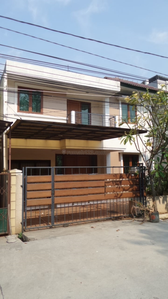 Rumah kelapa gading lokasi dekat mall, Kelapa Gading, Jakarta Utara