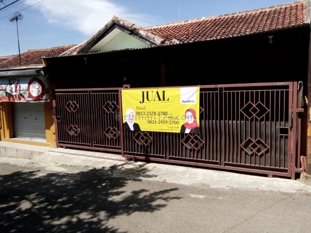 Rumah di Perumahan Pondok Padalarang Indah, Padalarang, Bandung