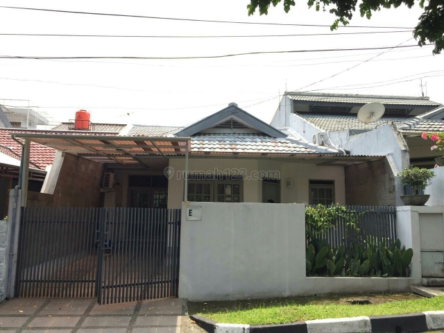 Rumah Daerah Lebak Bulus, Cilandak, Jakarta Selatan