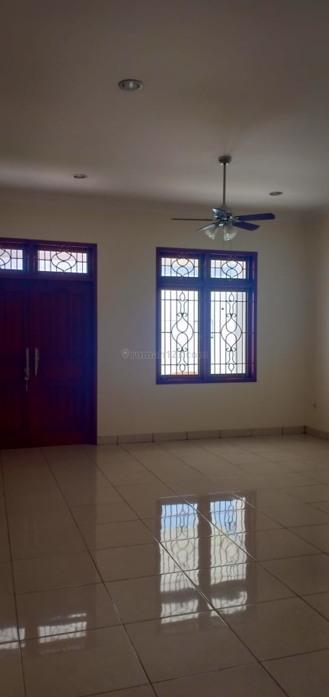 RUMAH MEWAH DEKAT TOLL SIMATUPANG, Lenteng Agung, Jakarta Selatan