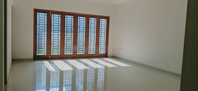 Rumah cantik siap pakai, Kopo, Bandung