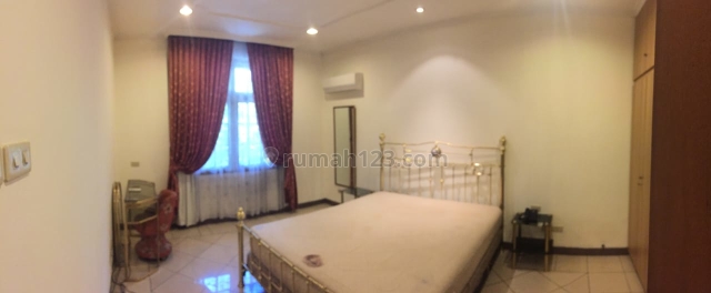 HOUSE OF JL DENPASAR 5 BR USD 3500 GOOD CONDITION FULLY FURNISH IN KUNINGAN AREA, Kuningan, Jakarta Selatan