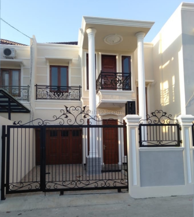 cluster mewah, Jagakarsa, Jakarta Selatan