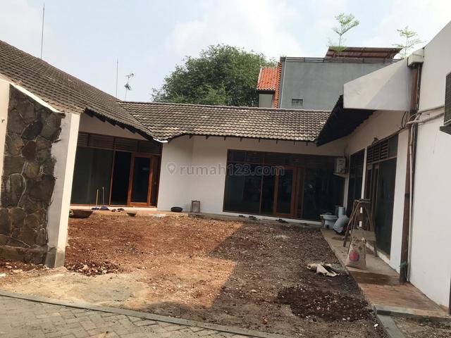 Rumah strategis cocok utk perkantoran daerah Warung Jati Ragunan, Ragunan, Jakarta Selatan