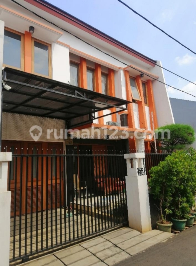 Rumah Cidodol Full Furnish, Kebayoran Lama, Jakarta Selatan