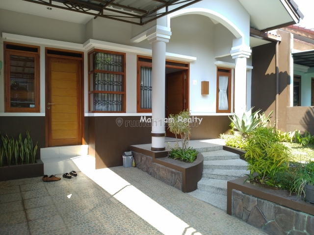 Siap Huni & Fully Furnished, Rumah Dikontrakkan di Pondok Hijau Gegerkalong, Setiabudi, Pondok Hijau, Bandung