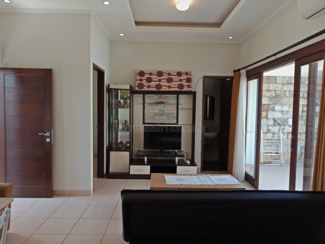Minimalist house with a strategic location in Jimbaran, Jimbaran, Badung