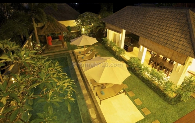 Modern Villa Just Walk To The Canggu Beach, Canggu, Badung