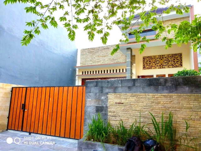 Rumah Mewah Kolam Renang Condong Catur Tanah Luas 300 Meter, Condong Catur, Sleman