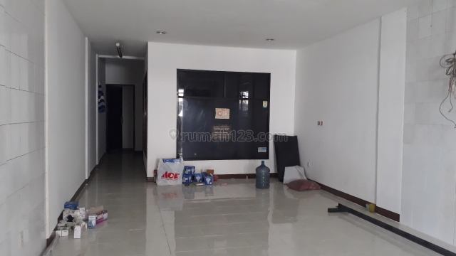 Rumah Siap Huni Di Taman Ratu, Green Ville, Tanjung Duren. Cocok Untuk Kantor, Taman Ratu, Jakarta Barat