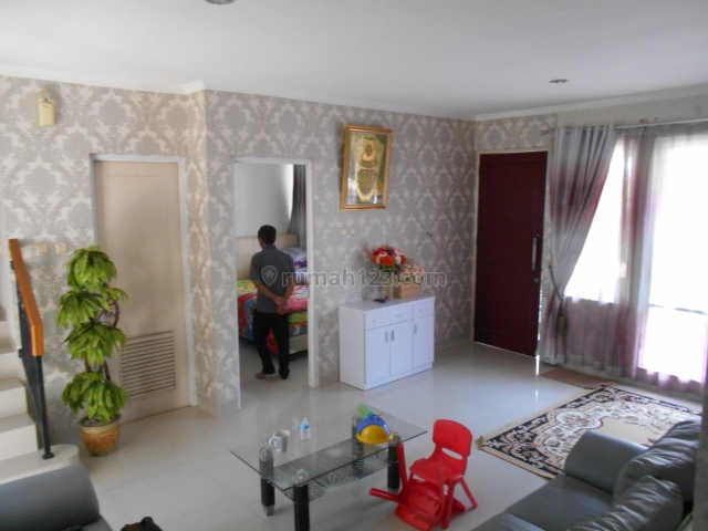 Rumah Kualitas Bagus dalam Perumahan yang Nyaman dan Modern di Jati Melati, Jatimelati, Bekasi